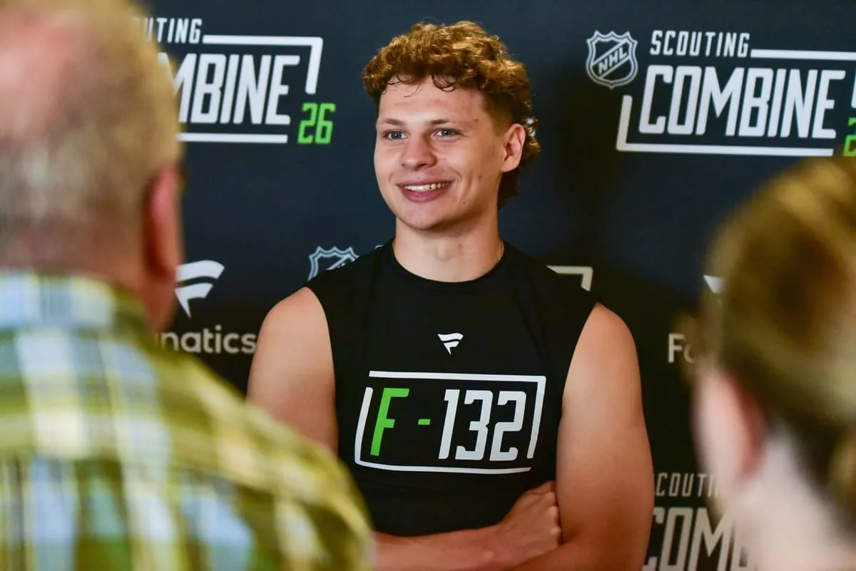 Florida Panthers select Simas Ignatavicius 40th overall in NHL Draft