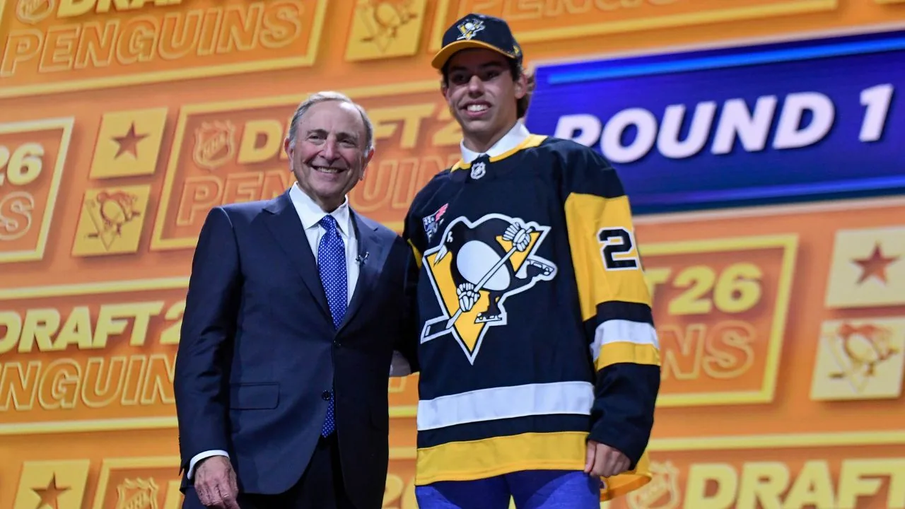Penguins select Markus Ruck a day after taking twin brother Liam in NHL Draft
