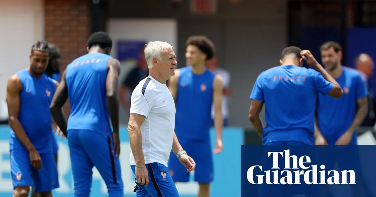 Didier Deschamps pays price for breaking free from the shackles that led him to glory | Jonathan Wilson