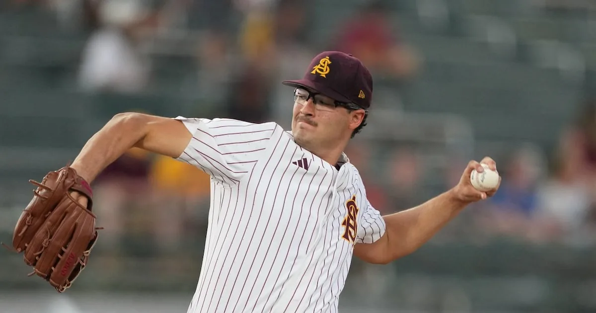 Blue Jays pick imposing lefty pitcher Cole Carlon with their first pick in 2026 MLB Draft - Jays Journal