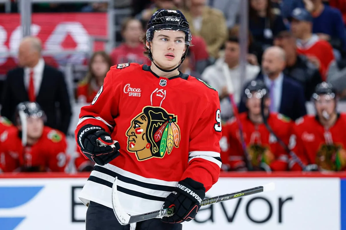 Blackhawks star Connor Bedard agrees to 5-year, $75M deal