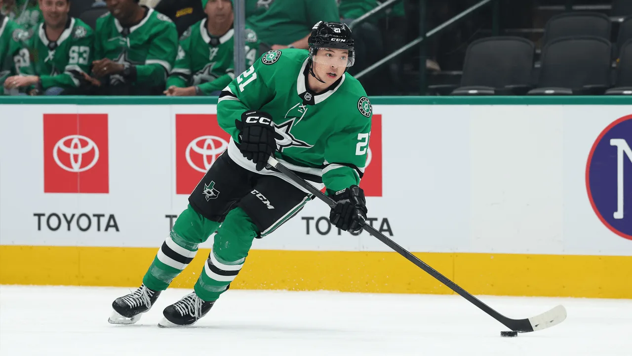 'Want to make this work': Stars GM on possible long-term Robertson extension