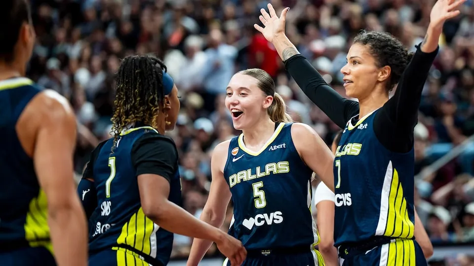 Wings top Tempo as Bueckers and Mabrey give record-breaking crowd in Montreal a show