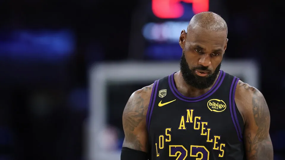 LeBron chooses 76ers, will sign 2-year, $8 million contract